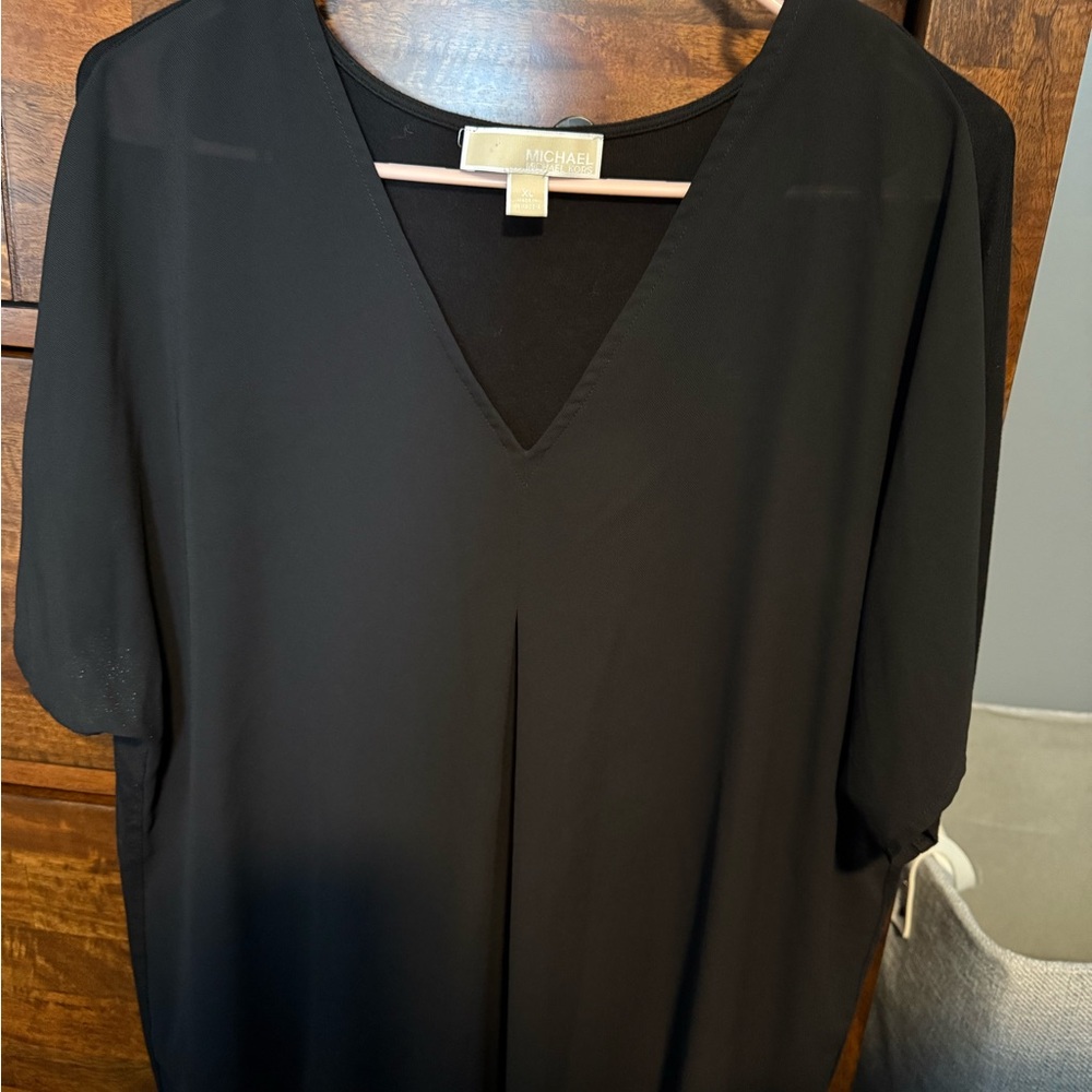 Michael Kors V-Neck Black Blouse